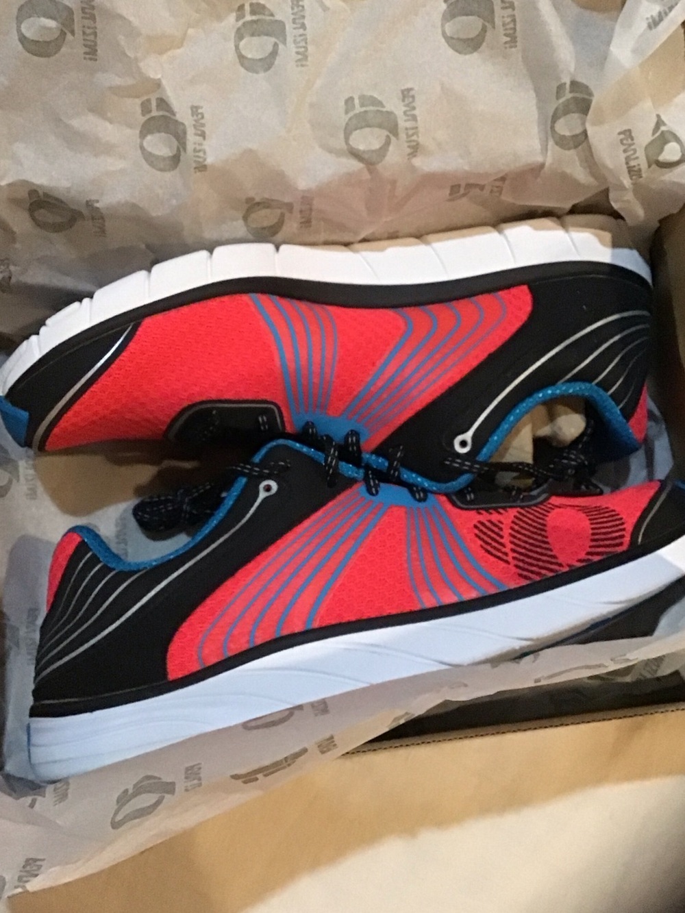 Pearl Izumi Pink and Blue Road Running Shoe Project Motion Road N 1